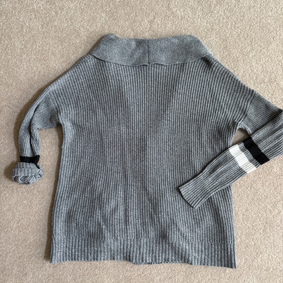 American Eagle Drop Shoulder Shawl Neck Cardigan - Picture 5 of 5